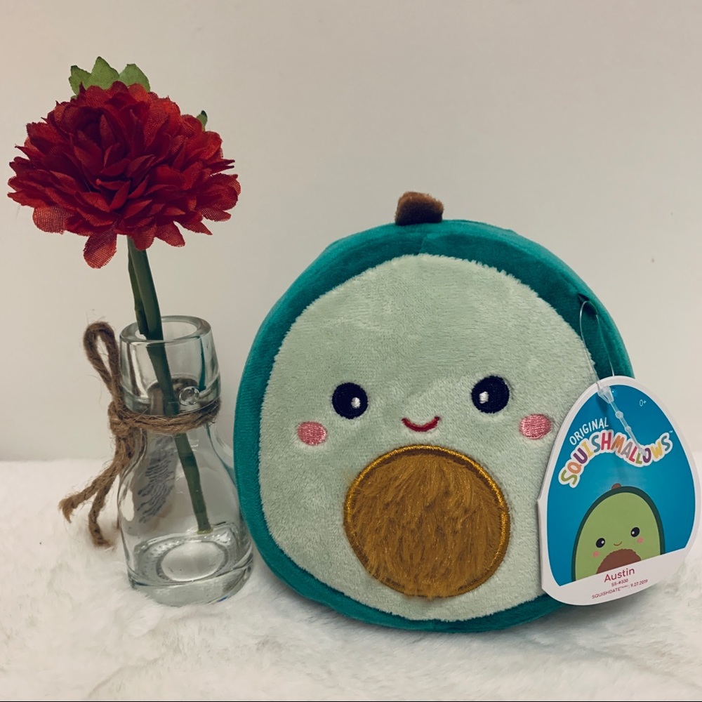 Squishmallow Austin Avocado 🥑, Furry Belly, 5” New